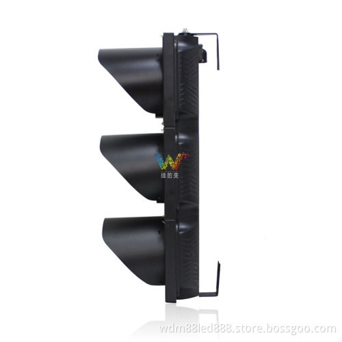Wide Voltage Range 3 Aspect LED Traffic Light